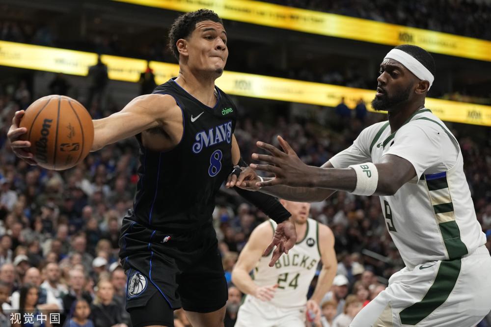 巨资引援的 巨资引援的