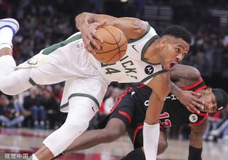 正击中了球 正击中了球