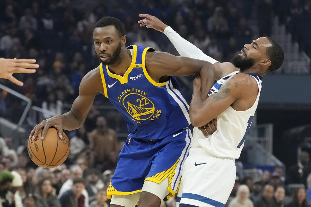 争尤为激烈 争尤为激烈