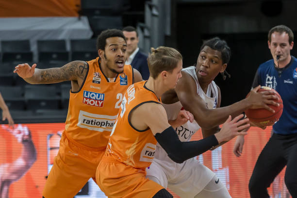 这场半决赛 这场半决赛