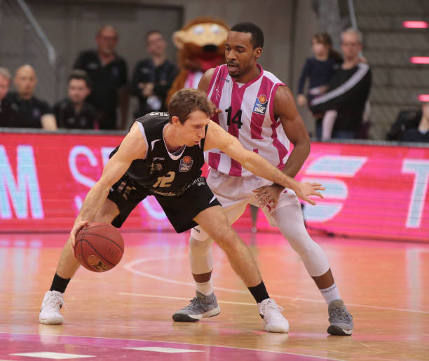 赛的下半场 赛的下半场