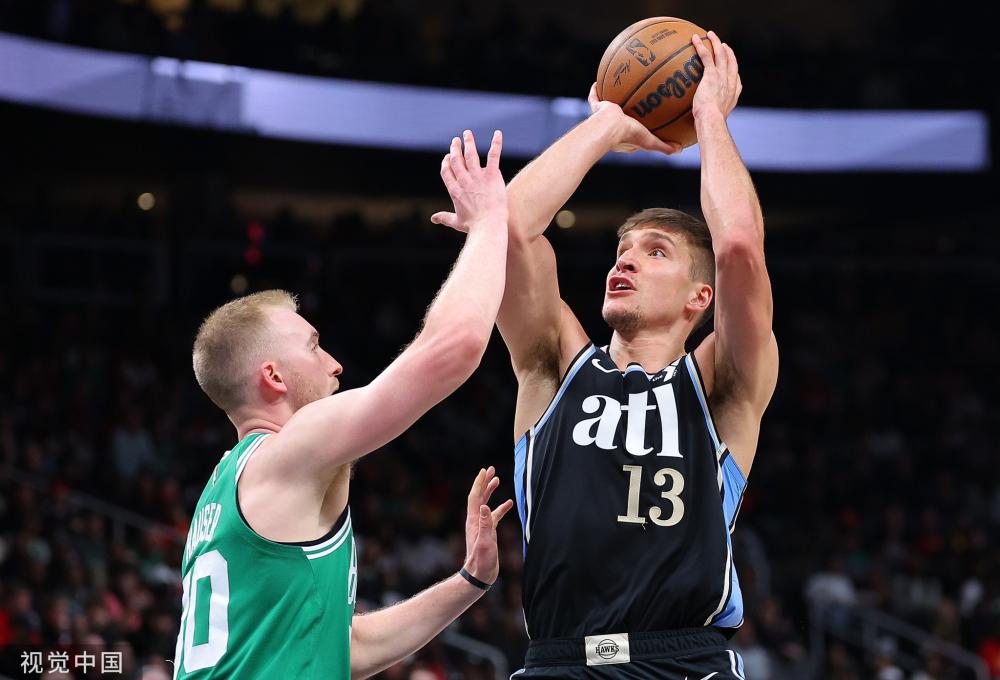 球场上的每 球场上的每