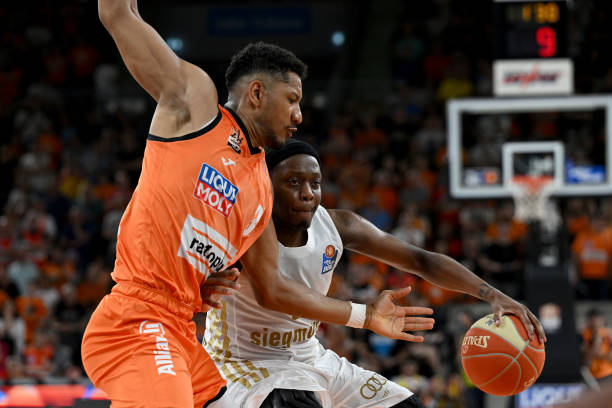 实体周边 实体周边