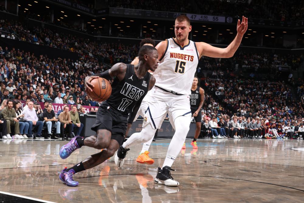 在赛季中段 在赛季中段